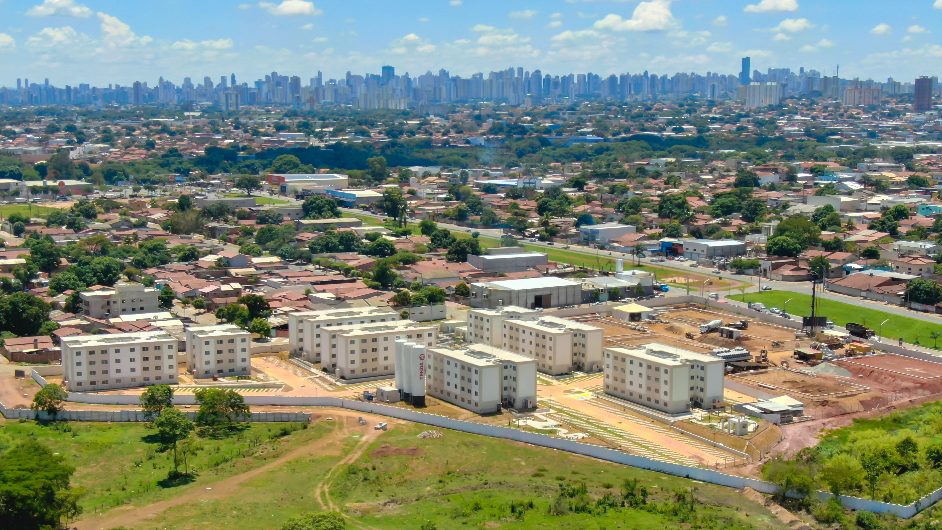 Fotos de obras no empreendimento MORADA GOIA - GERAL | Goiânia | GO | foto 1 | tenda.com