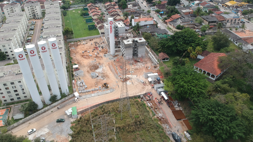 1 quarto - planta meio do Esmeralda Ville